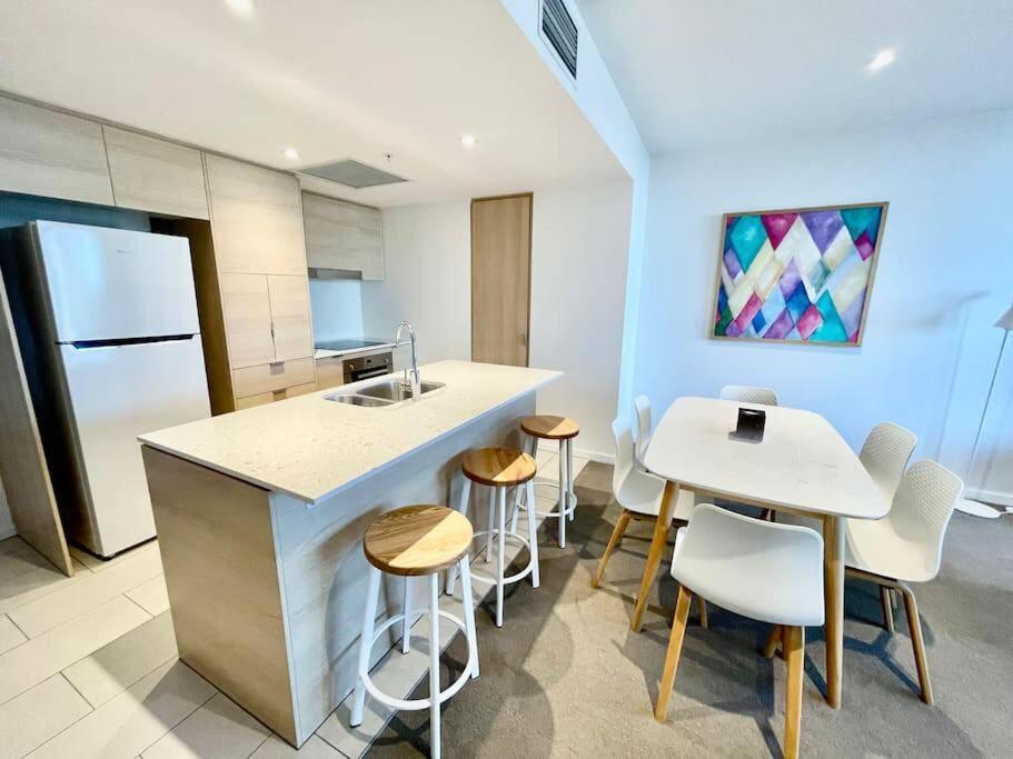 Broadbeach Apartment Level 10 With Beach Views Gold Coast Exterior foto