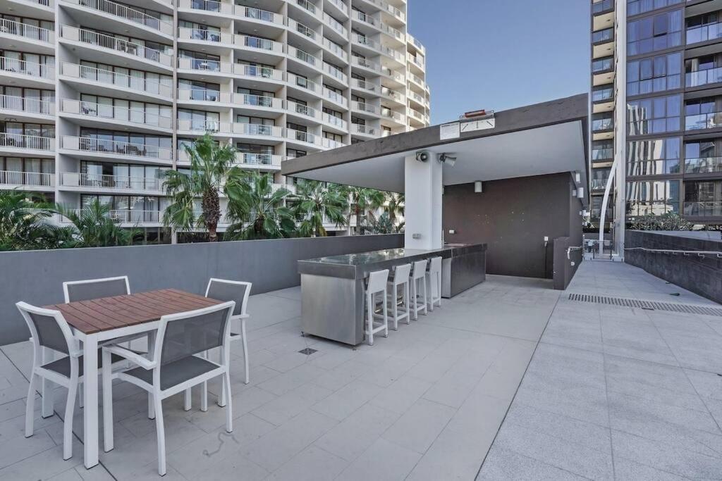 Broadbeach Apartment Level 10 With Beach Views Gold Coast Exterior foto